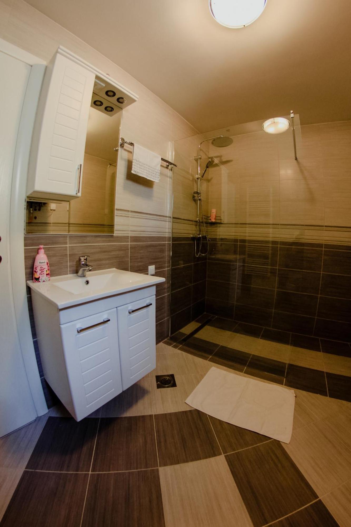 Deluxe Apartments SJJ Eksteriør billede