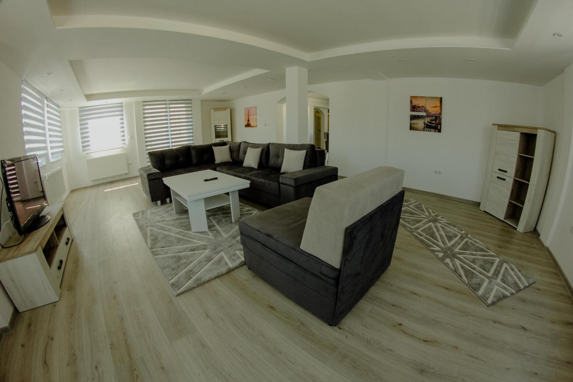 Deluxe Apartments SJJ Eksteriør billede