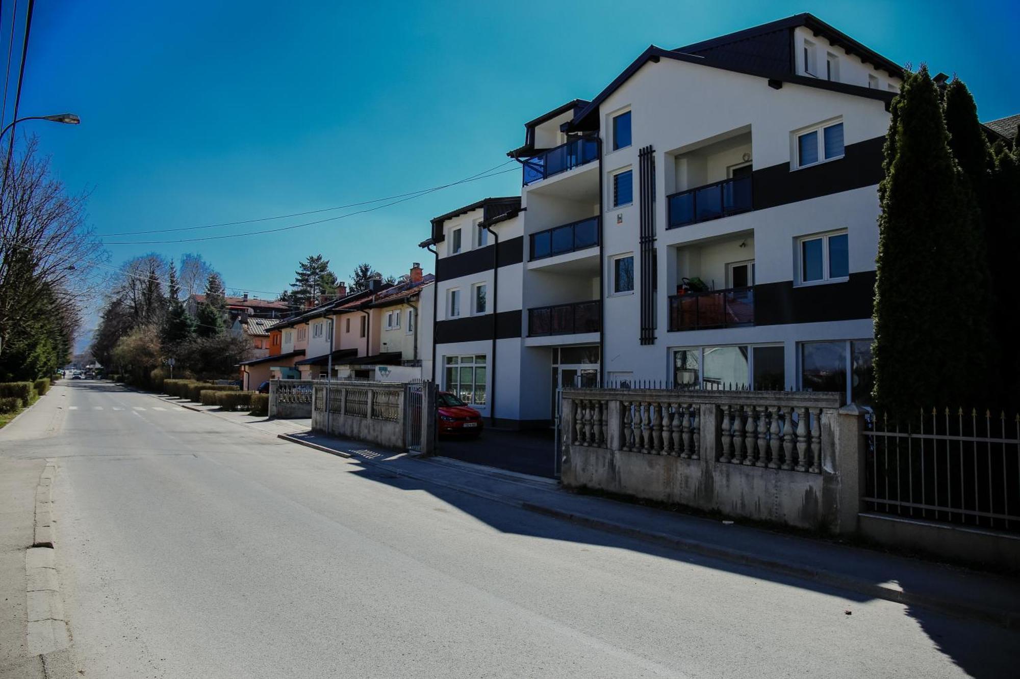 Deluxe Apartments SJJ Eksteriør billede