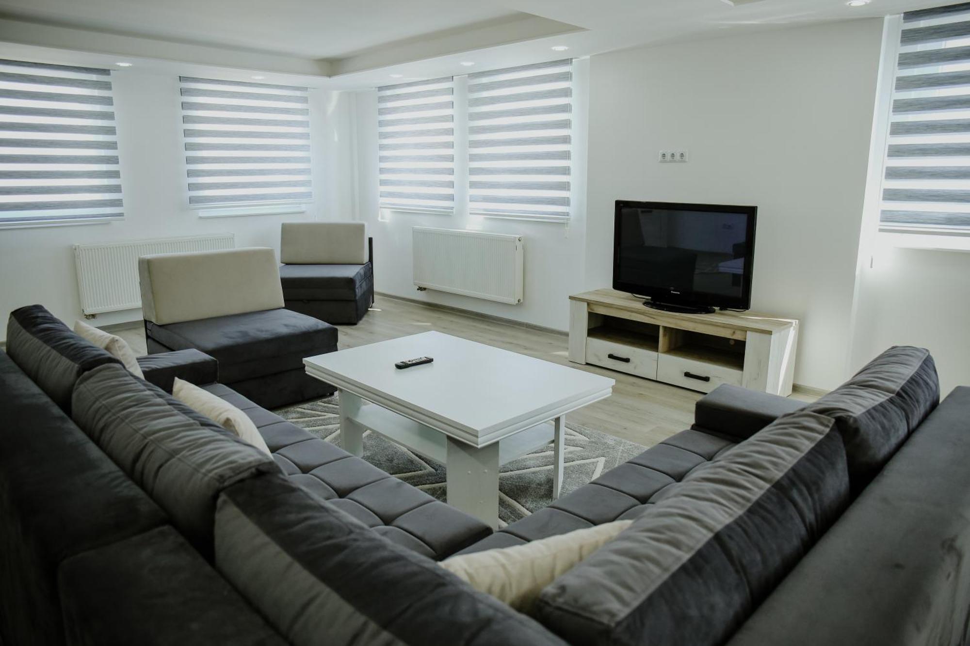 Deluxe Apartments SJJ Eksteriør billede