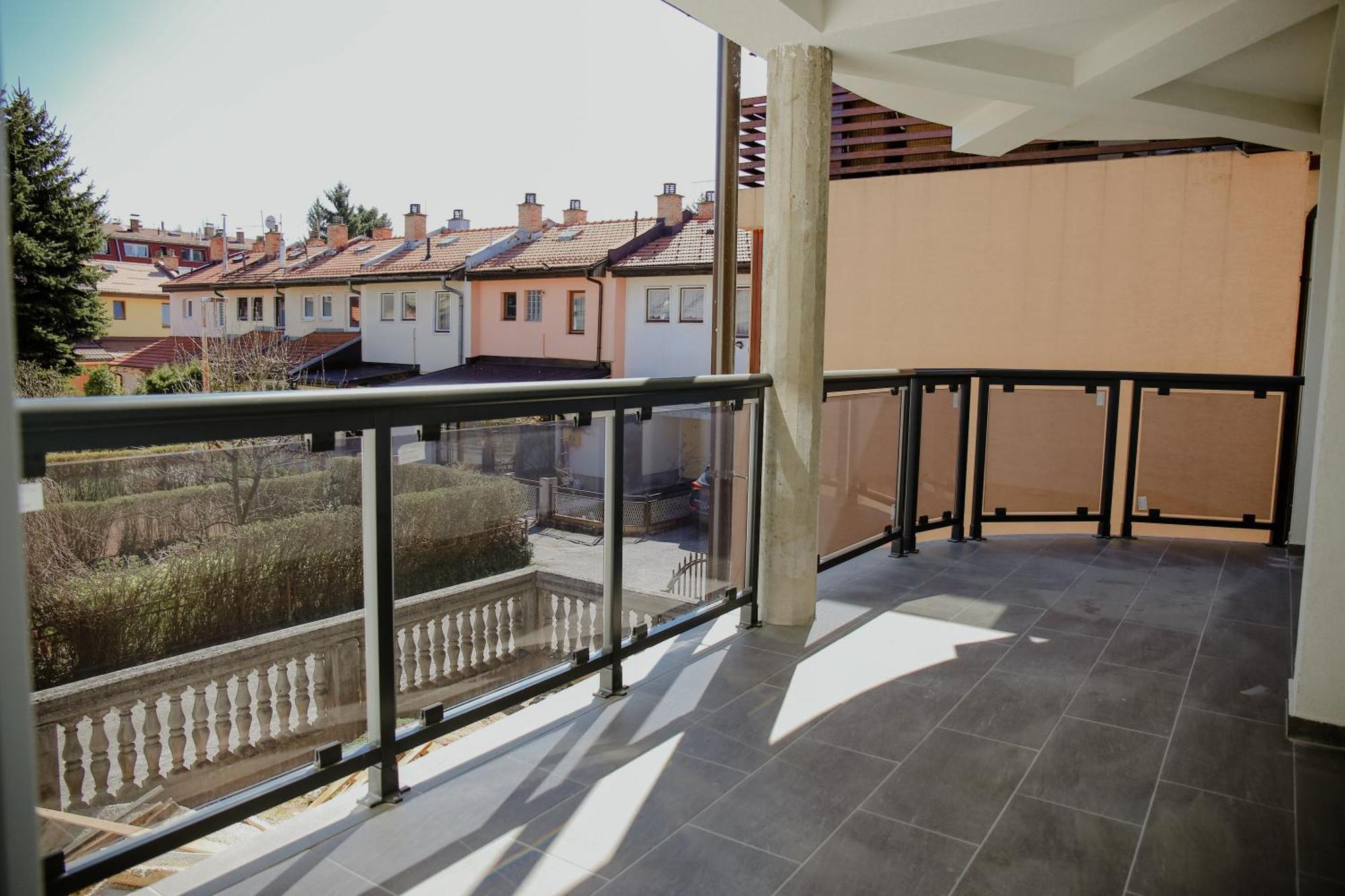 Deluxe Apartments SJJ Eksteriør billede