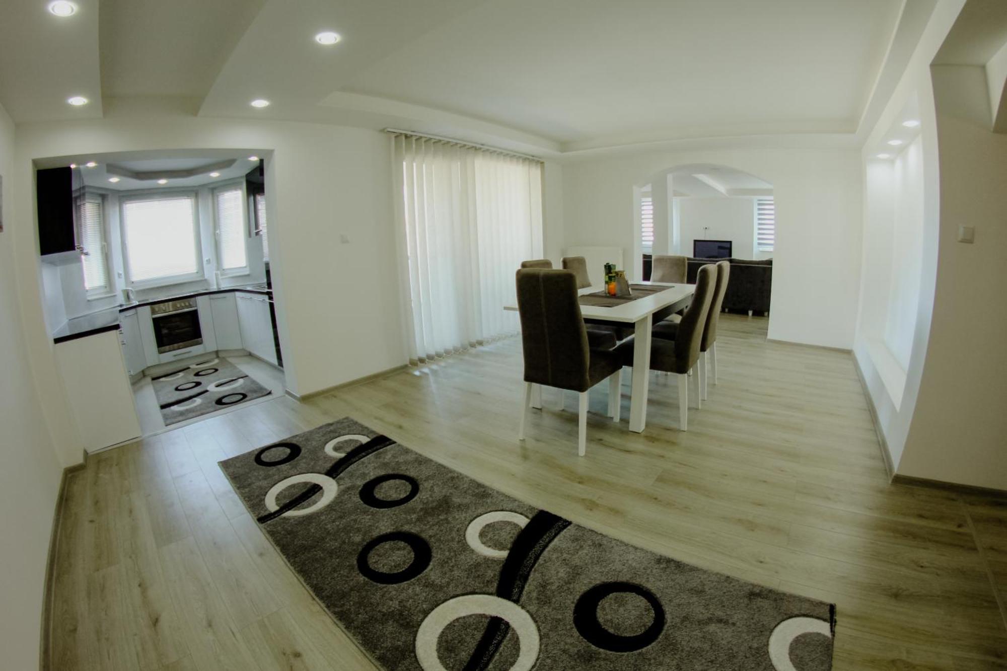 Deluxe Apartments SJJ Eksteriør billede