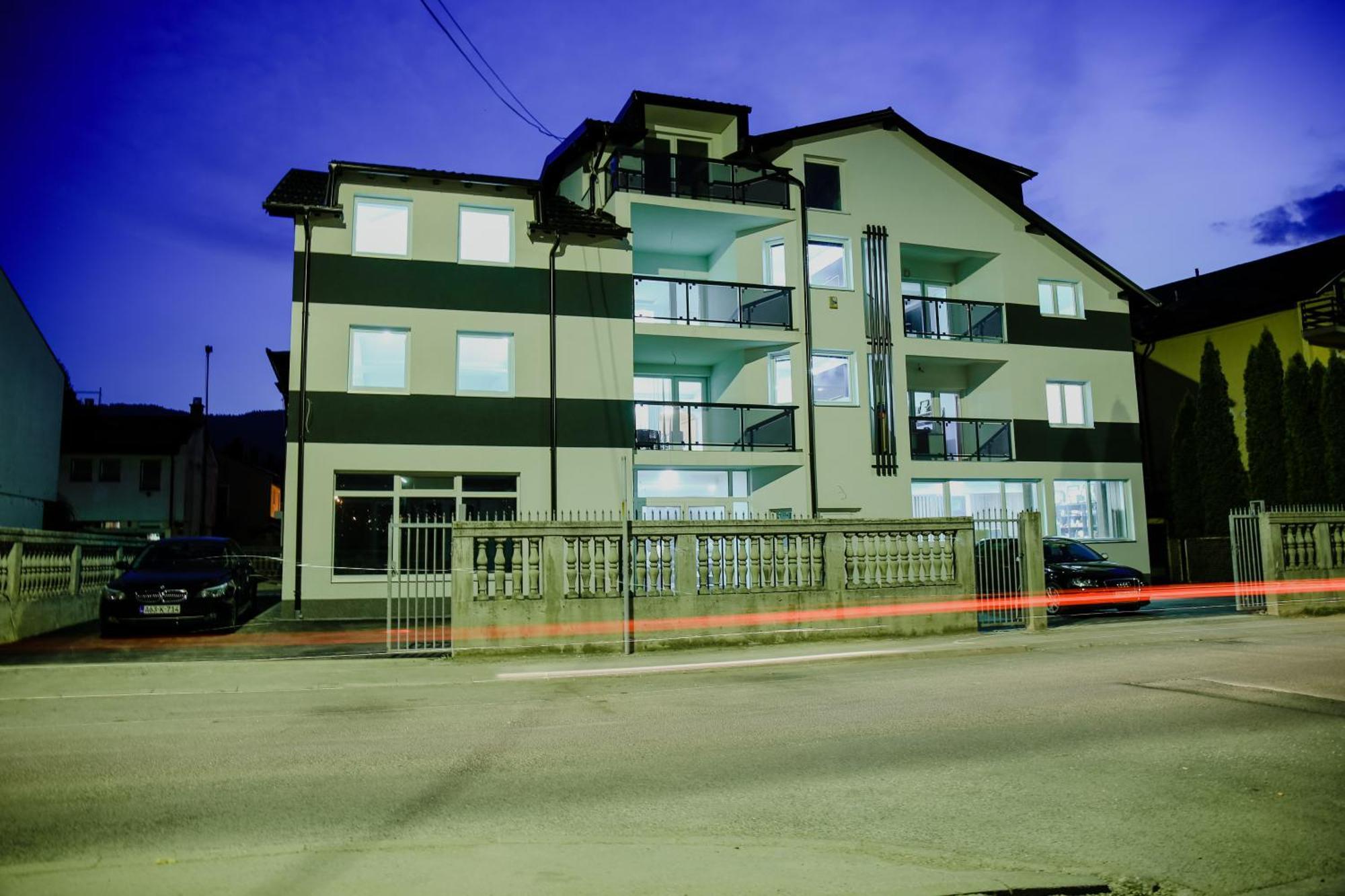 Deluxe Apartments SJJ Eksteriør billede